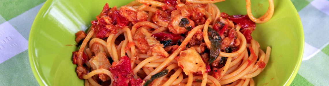 SPAGHETTI CON IL PESCE SPADA, LA RICETTA PIÙ GENUINA