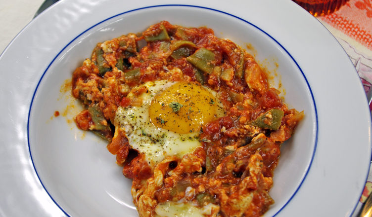 Uova E Taccole Al Pomodoro Profumi E Sapori D Una Volta