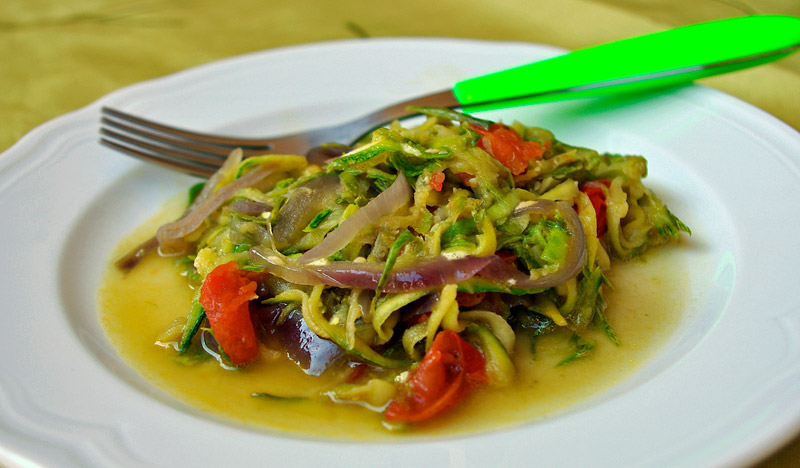 CONTORNO DI ZUCCHINE IN CASSERUOLA CON PECORINO